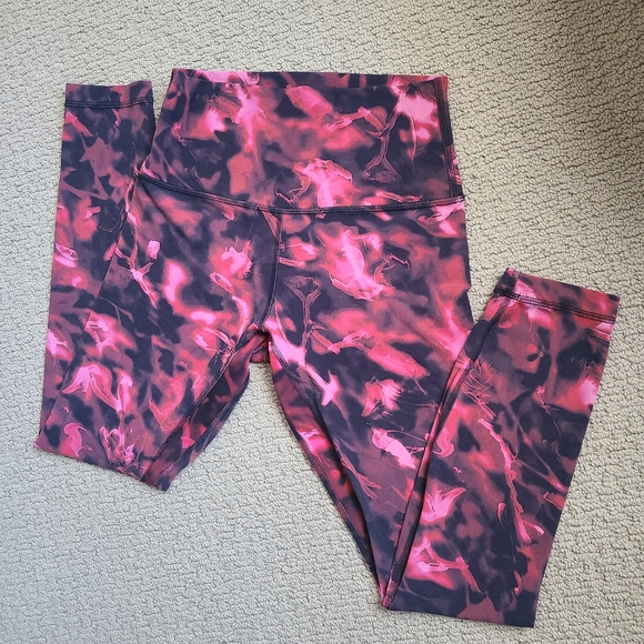 Lululemon Align High-Rise Pink and Black Leggings - Picture 2 of 13